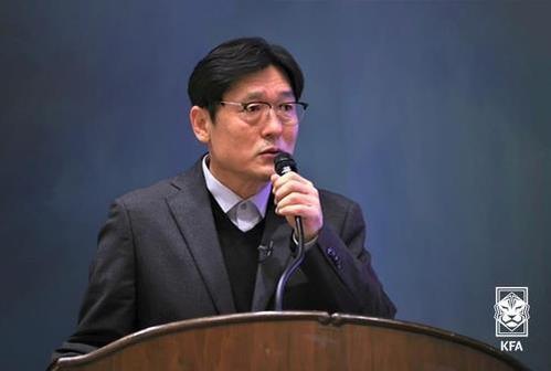 Lee Lim-saeng has transitioned from a legendary national team defender to a prominent football administrator.