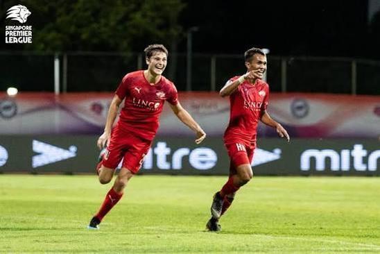 Lee achieved significant domestic success in Singapore, leading Home United to multiple cup triumphs.