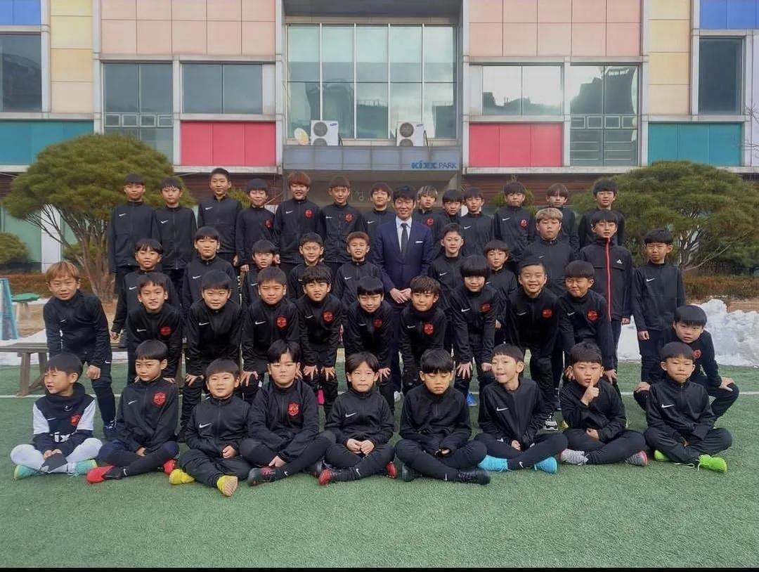 From an early age, Park overcame physical disadvantages through sheer determination and tactical intelligence.