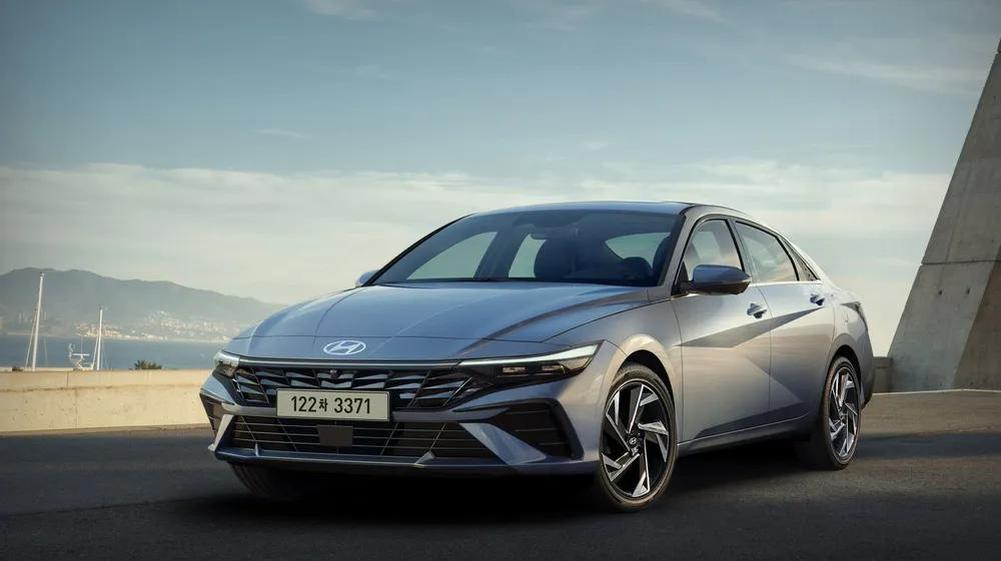 The sixth-generation AD brought a mature design and robust safety features to the compact car segment.