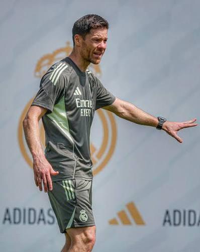 Xhaka's collaboration with master tactician Xabi Alonso resulted in one of the most cohesive midfields in modern history.