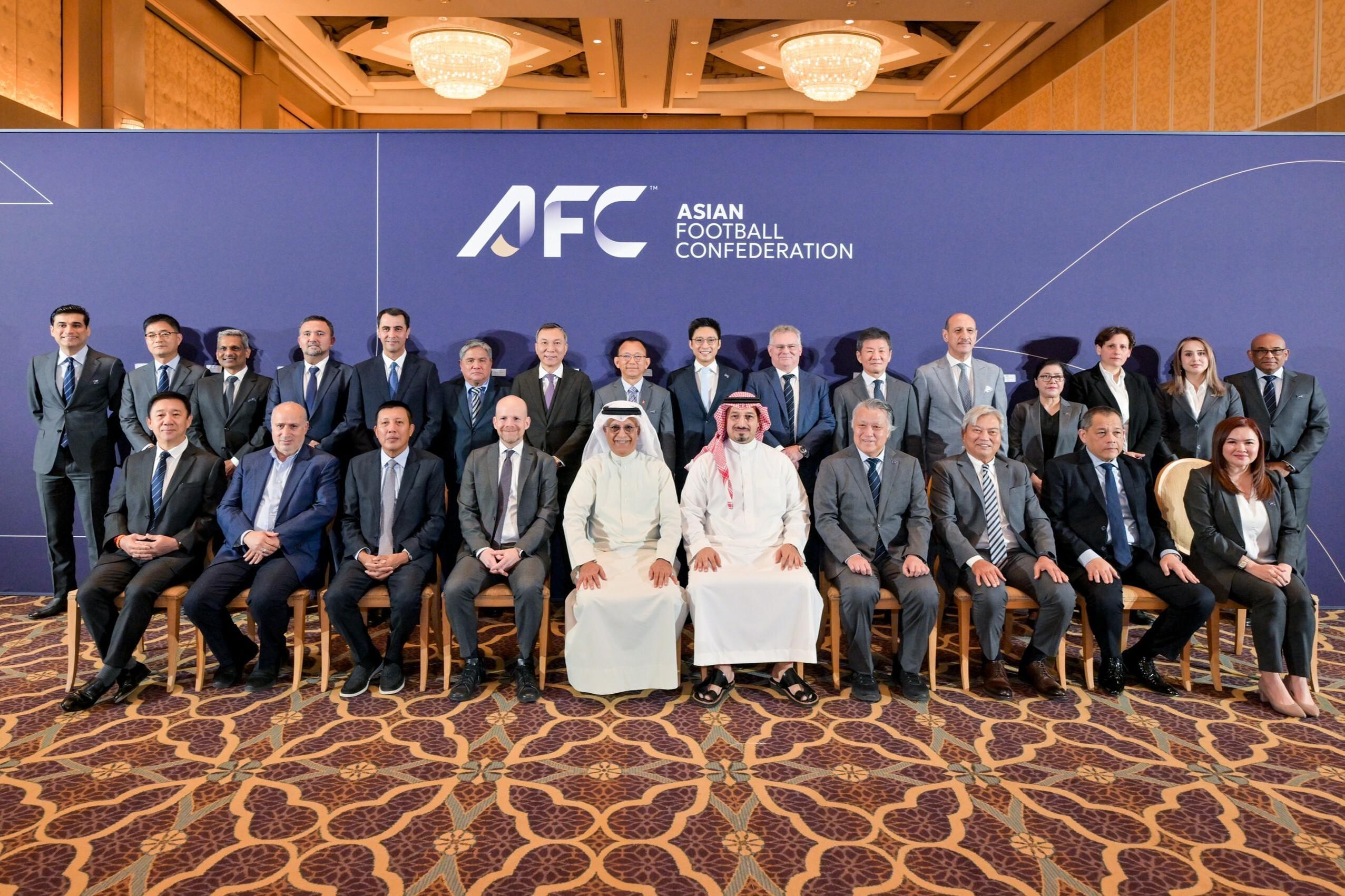 Chung focused heavily on sports diplomacy, seeking to secure South Korea's voice within the AFC and FIFA leadership structures.