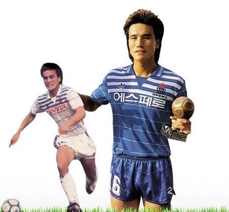 Ahn's tenure with the Busan Daewoo Royals established him as the premier superstar of the K League.