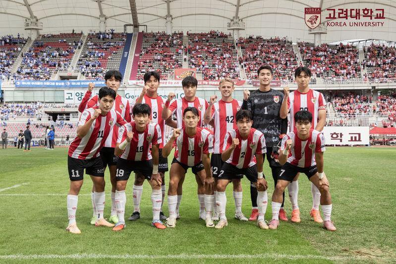 Lee's dominant college years solidified his status as a future superstar of Korean football.