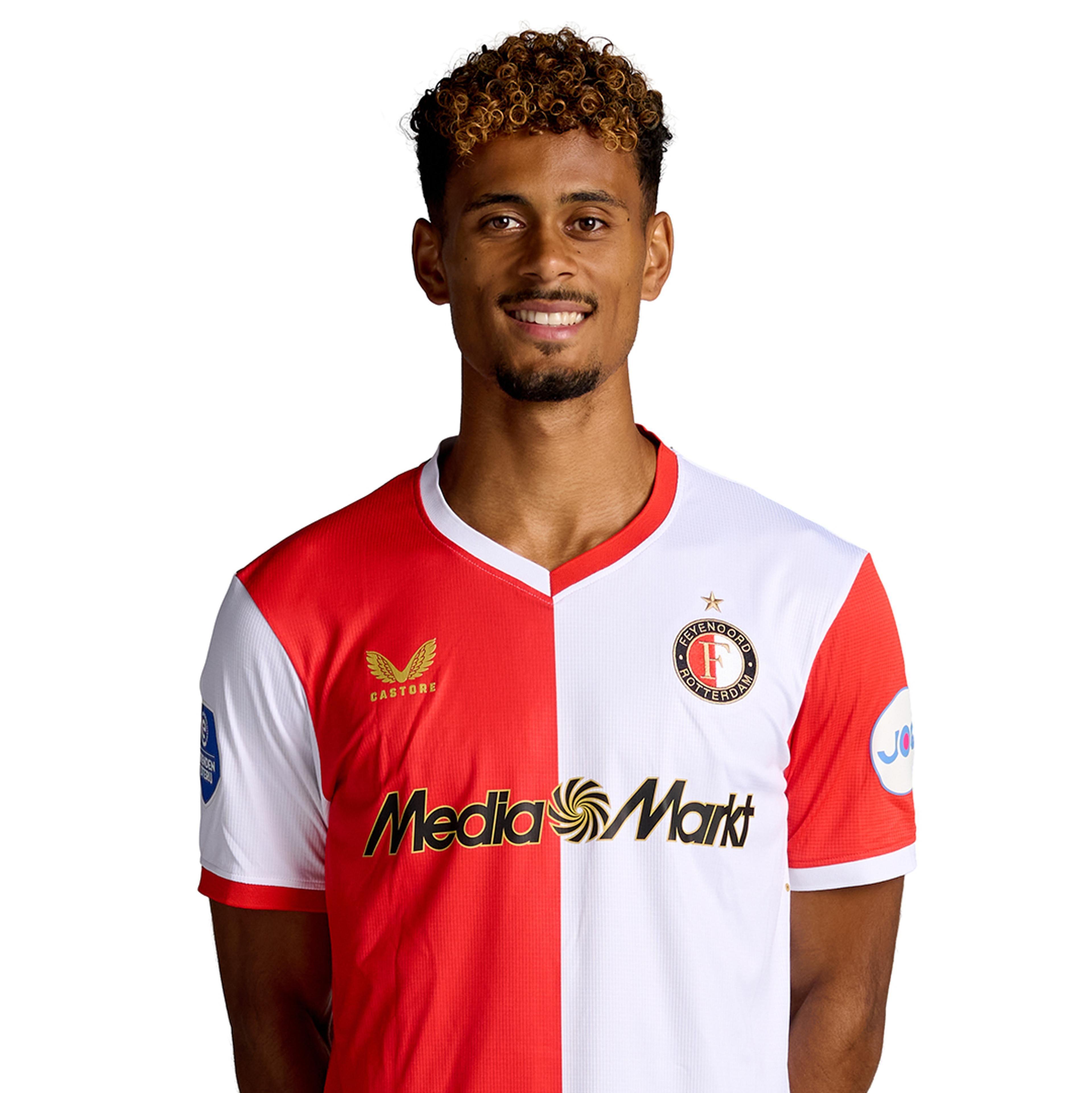 Lee's second European spell with Feyenoord was cut short by injury and adaptation challenges.