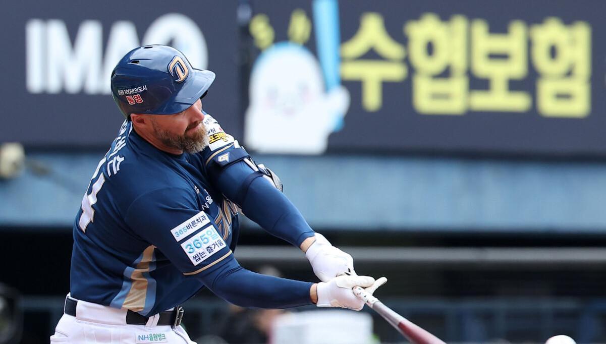 Davidson captured the KBO Home Run Title in 2024 by hitting an impressive 46 home runs.