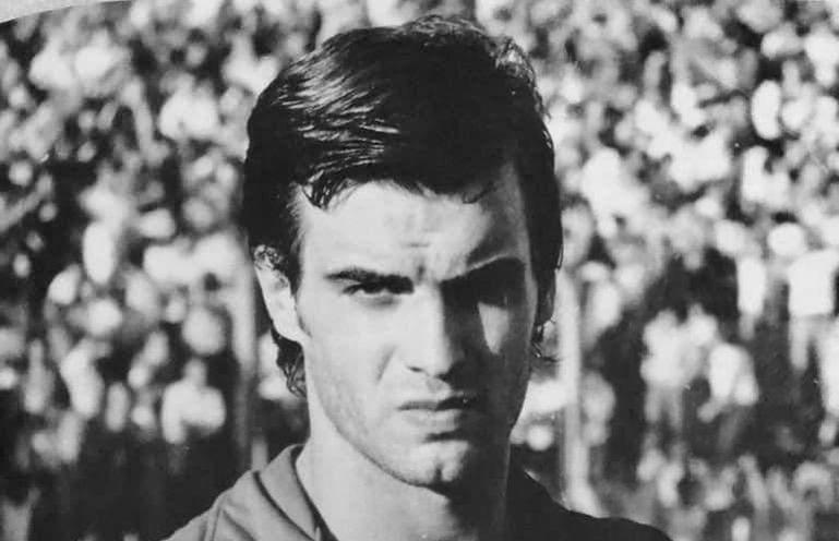 A young Marcelo Bielsa secured his status as a legend at Newell's Old Boys during the early 1990s.