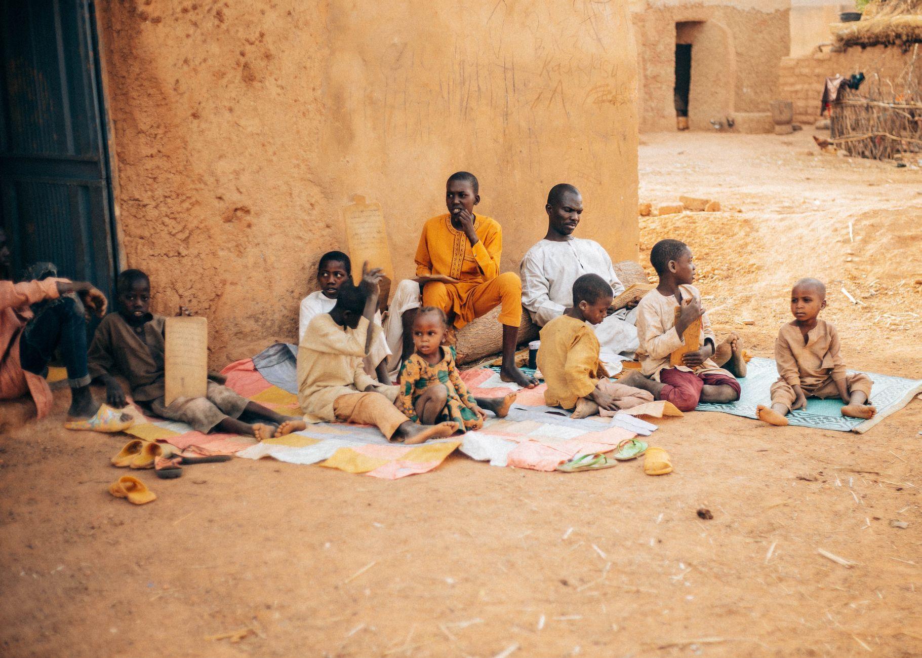 General visual reference for Public Health Significance in Sub-Saharan Africa. Source: Pexels / Photo by Matazu multimedia / Pexels License / https://www.pexels.com/photo/african-children-studying-outdoors-in-rural-setting-31763369/