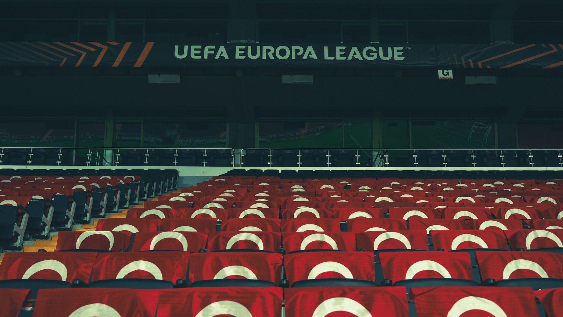 General visual reference for The Heartbreaking 2021 Worlds Finals. Source: Pexels / Photo by hayati ilker ergün / Pexels License / https://www.pexels.com/photo/empty-stadium-seats-at-uefa-europa-league-match-35781789/
