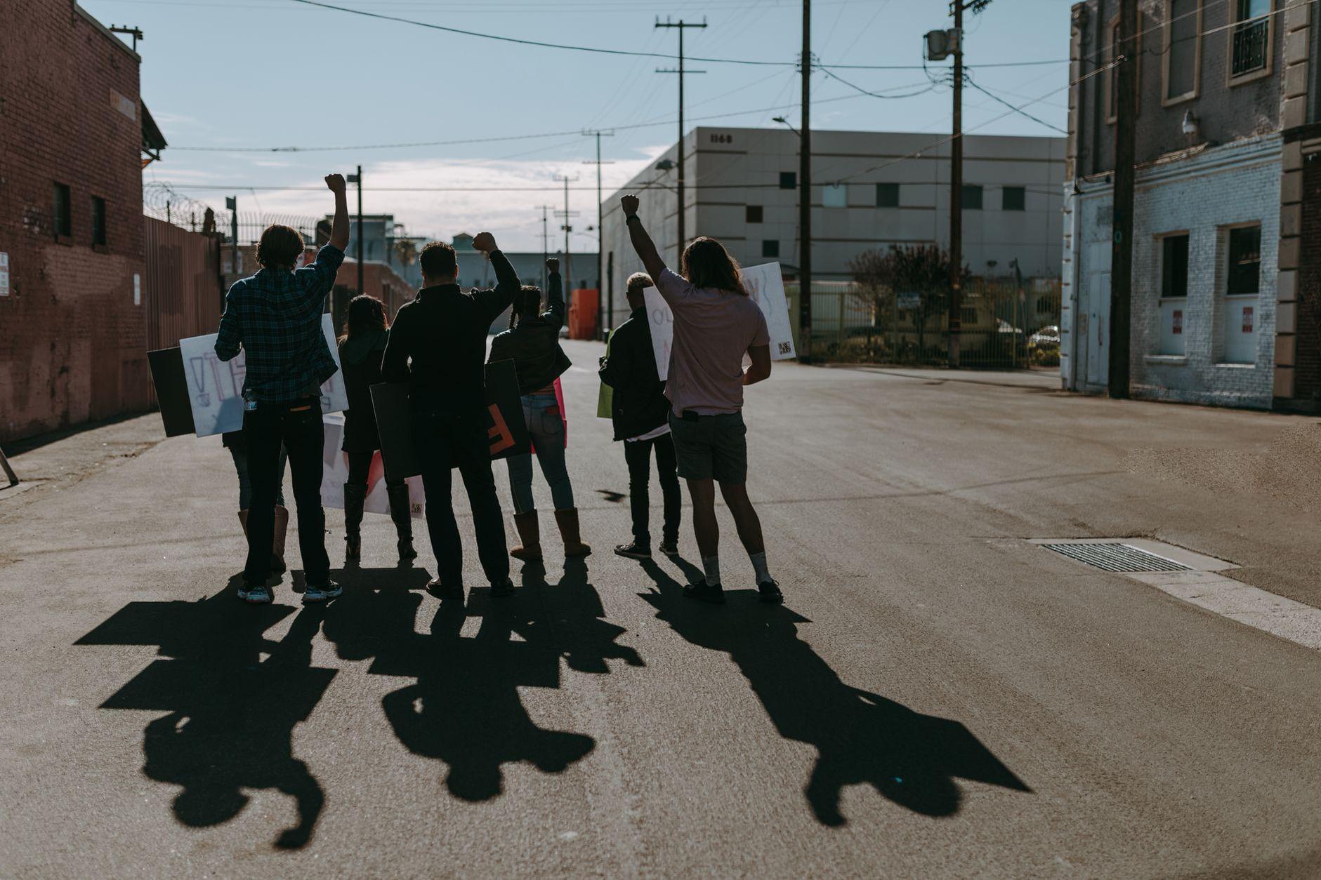 General visual reference for Influence on Civil and Human Rights Law. Source: Pexels / Photo by RDNE Stock project / Pexels License / https://www.pexels.com/photo/people-holding-placard-protesting-on-the-road-6257463/