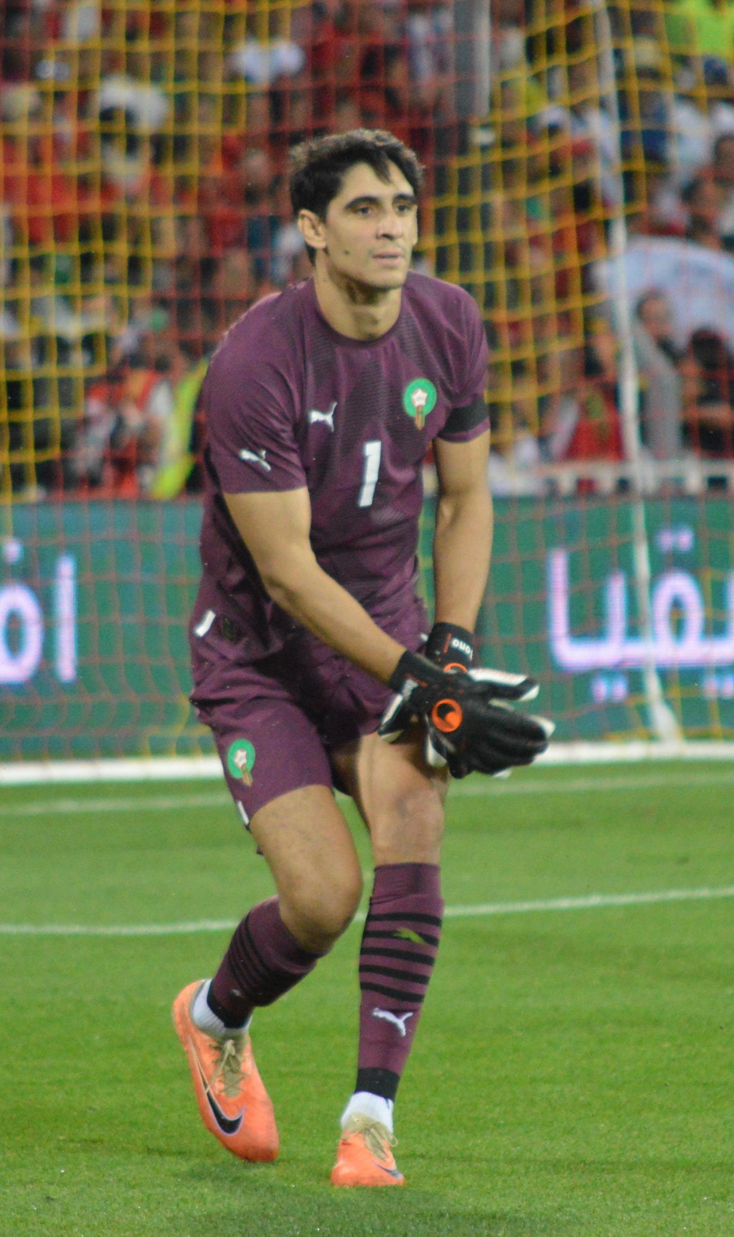Yassine Bounou has established himself as a world-class goalkeeper for club and country. Source: Wikimedia Commons / Bounou.jpg / by Nawfel Ajari / CC BY-SA 4.0 / https://commons.wikimedia.org/w/index.php?curid=137550125
