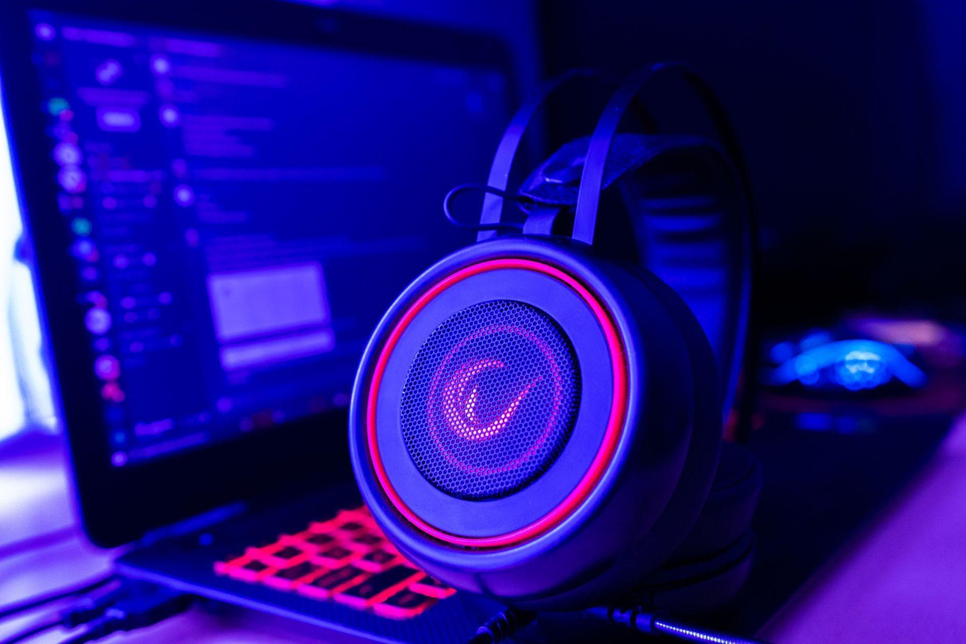 General visual reference for The Global Impact of 'Nerf This!'. Source: Pexels / Photo by Petar Starčević / Pexels License / https://www.pexels.com/photo/headphones-on-a-laptop-10670819/