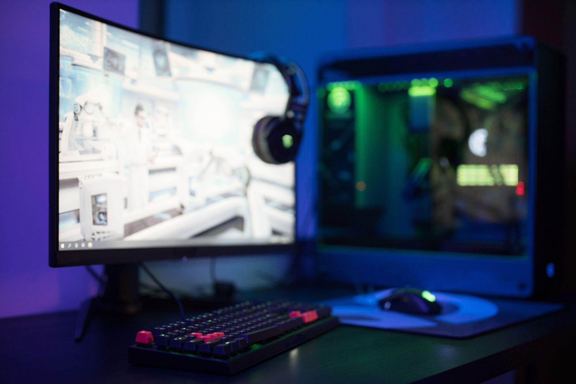 General visual reference for Expansion into Major Gaming Franchises. Source: Pexels / Photo by Ron Lach / Pexels License / https://www.pexels.com/photo/computer-on-the-table-7858742/
