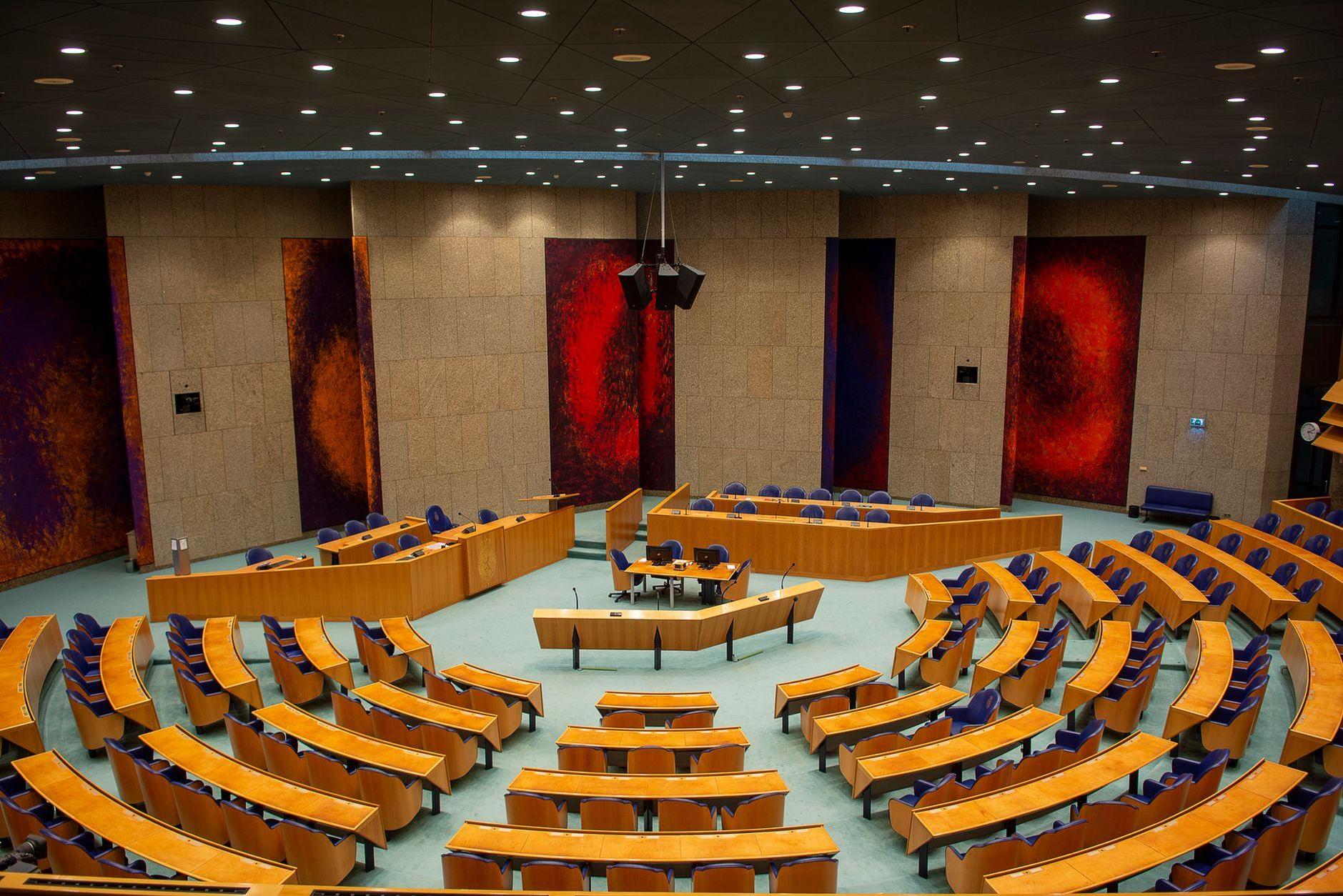 General visual reference for A Unifying Figure in the Liberal Camp. Source: Pexels / Photo by Jan van der Wolf / Pexels License / https://www.pexels.com/photo/interior-of-house-of-representatives-of-the-netherlands-14501973/