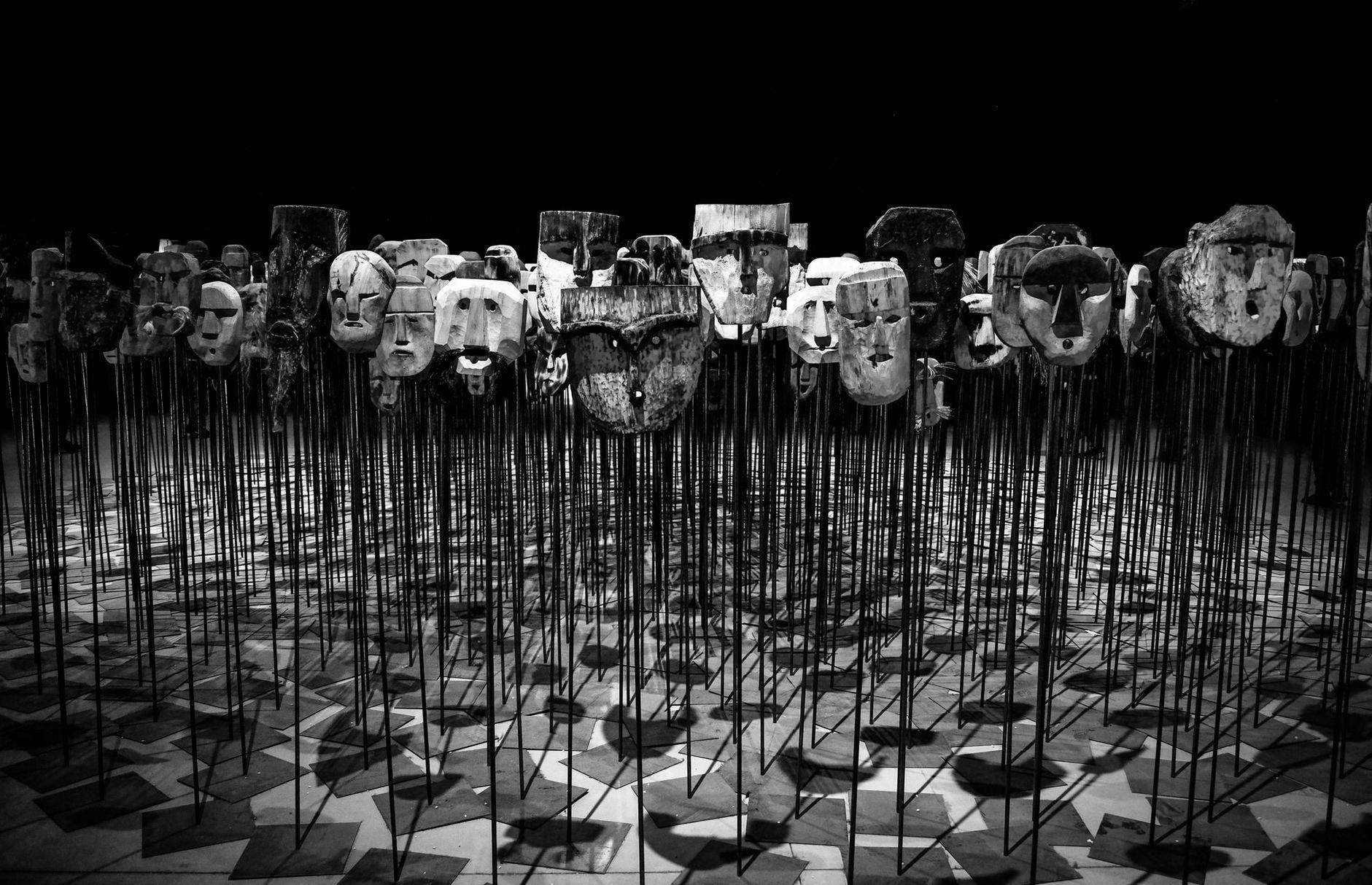 General visual reference for On-Screen Persona vs. Off-Screen Reality. Source: Pexels / Photo by Francesco Ungaro / Pexels License / https://www.pexels.com/photo/greyscale-photo-of-masks-on-a-stick-669319/