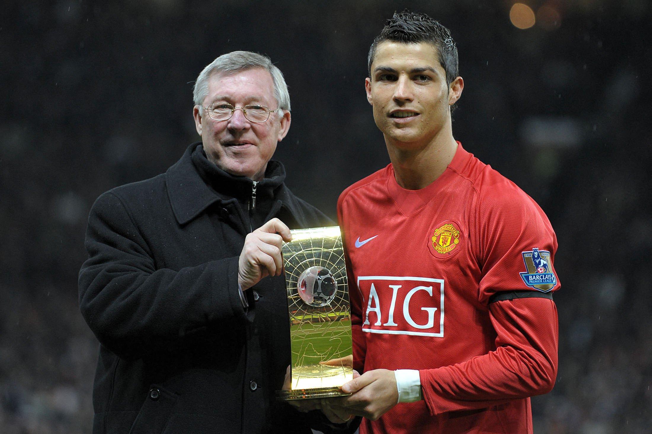 General visual reference for Rising to Superstardom under Ferguson. Source: Google Images / inews.co.uk / Google usage-rights filter; verify source license / https://inews.co.uk/sport/football/cristiano-ronaldo-manchester-united-transfer-fans-1175709?srsltid=AfmBOooKqTIXbaTnAZApTl9FfxtZg27FBgYMBx9n_wcgpnLGcHYFm-N-