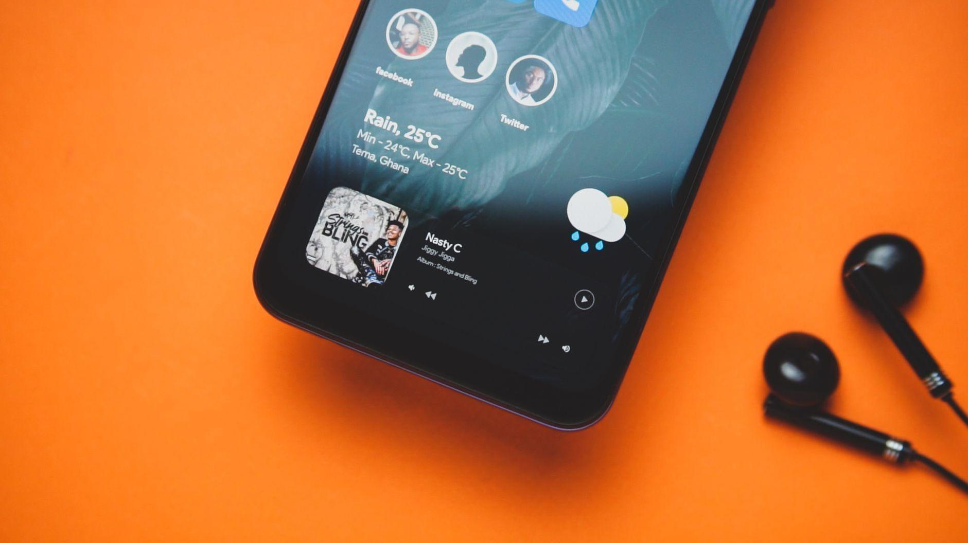 General visual reference for Adapting to the Digital Streaming Era. Source: Pexels / Photo by Emmanuel Jason Eliphalet / Pexels License / https://www.pexels.com/photo/a-smartphone-and-earphones-10054191/
