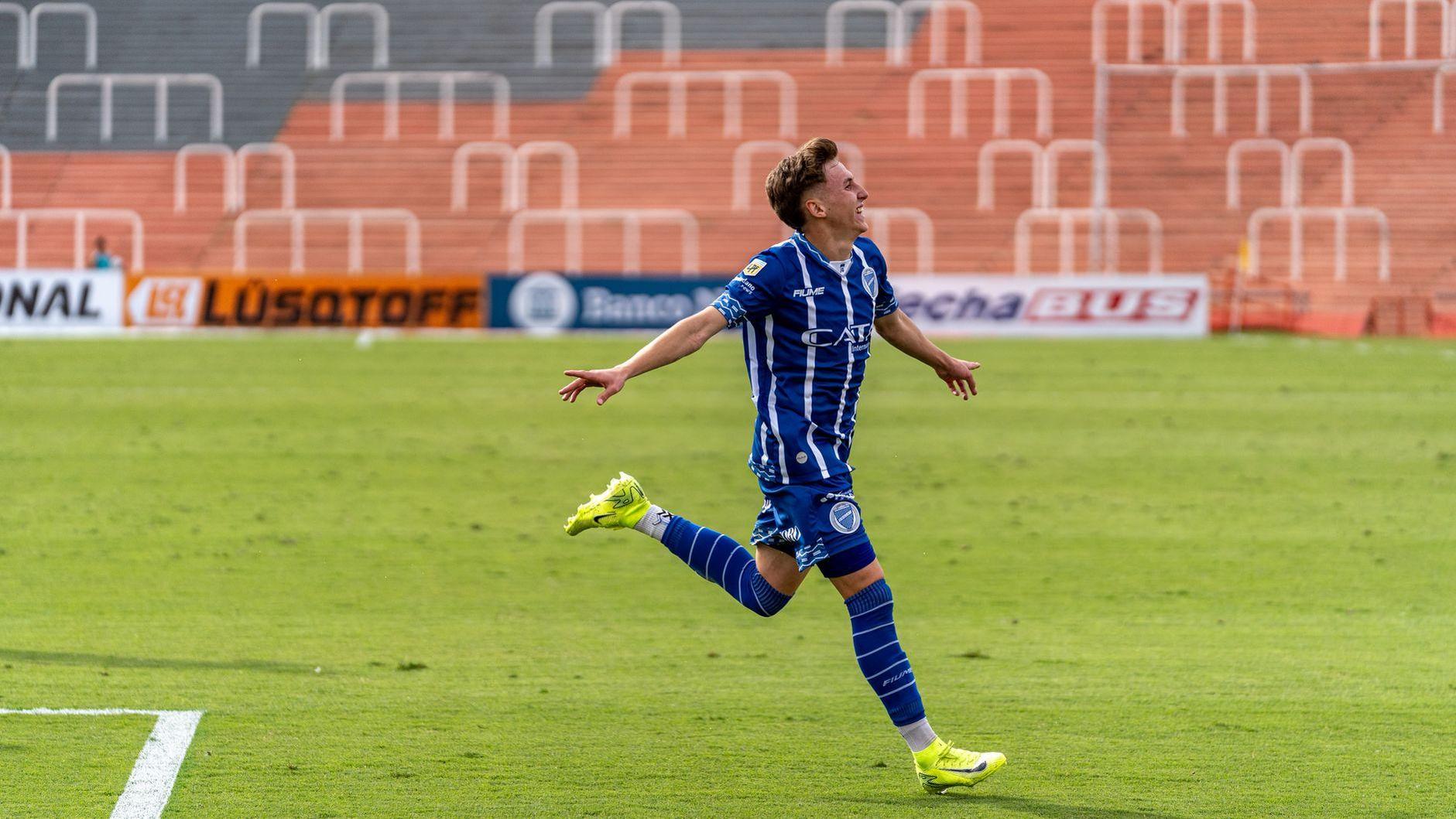 General visual reference for Physiological Profile: Speed, Power, and Acceleration. Source: Pexels / Photo by Franco Monsalvo / Pexels License / https://www.pexels.com/photo/soccer-player-celebrating-a-goal-on-the-field-31519349/