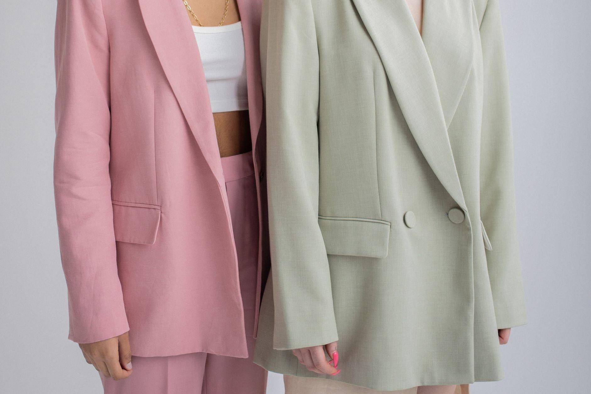 General visual reference for Visual Aesthetic and Styling. Source: Pexels / Photo by Monstera Production / Pexels License / https://www.pexels.com/photo/women-in-trendy-blazers-in-studio-7691089/