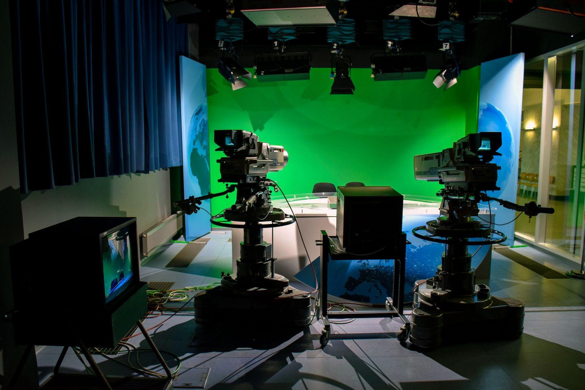 General visual reference for Media Representation and Public Condemnation. Source: Pexels / Photo by SHAHBAZ ZAMAN / Pexels License / https://www.pexels.com/photo/photo-of-a-studio-set-up-7865064/