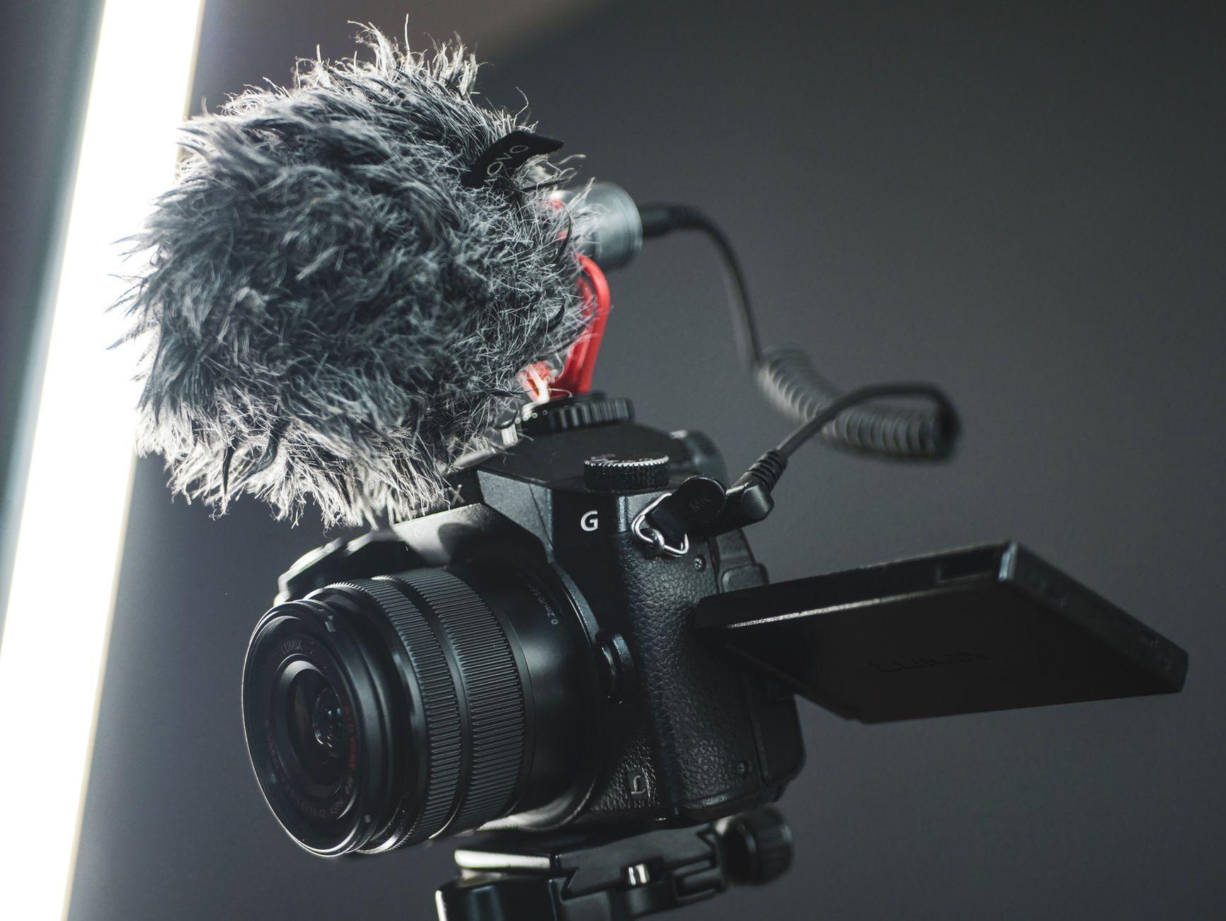 General visual reference for Global Appeal and Strong Fan Connections. Source: Pexels / Photo by Prime Cinematics / Pexels License / https://www.pexels.com/photo/black-camera-2057385/