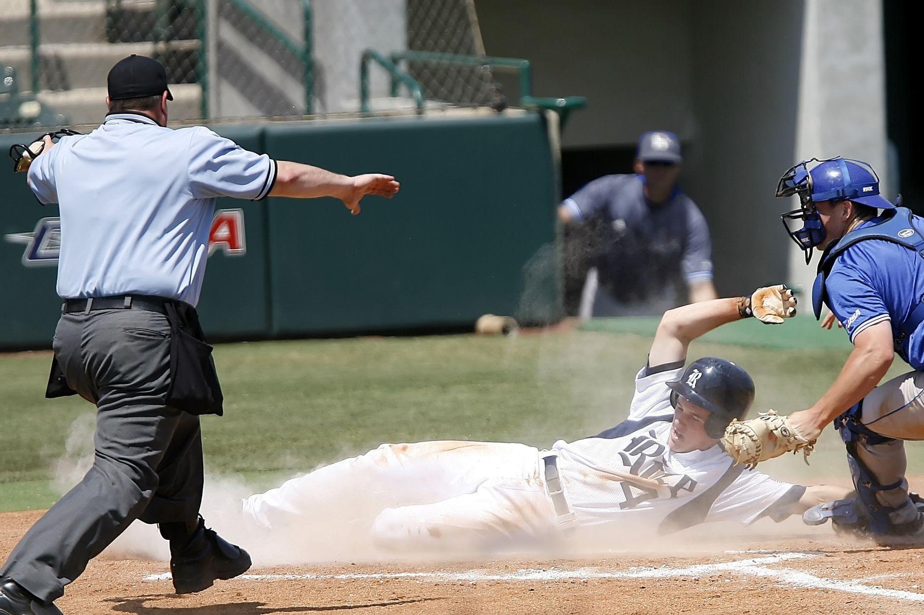 General visual reference for High School Stardom. Source: Pexels / Photo by Pixabay / Pexels License / https://www.pexels.com/photo/man-with-white-t-shirt-running-to-baseball-home-163302/