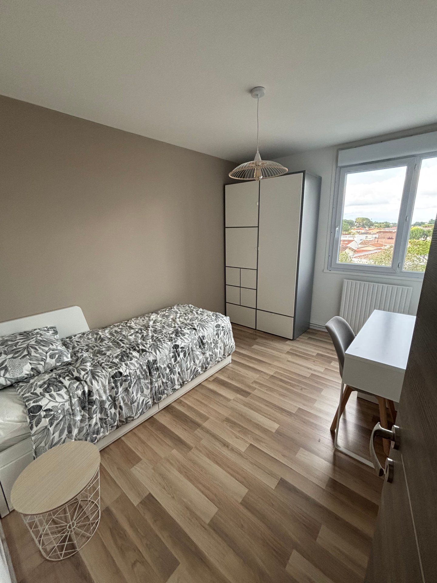 Chambre 4 (10m2) dans colocation all inclusive, appt refait à neuf