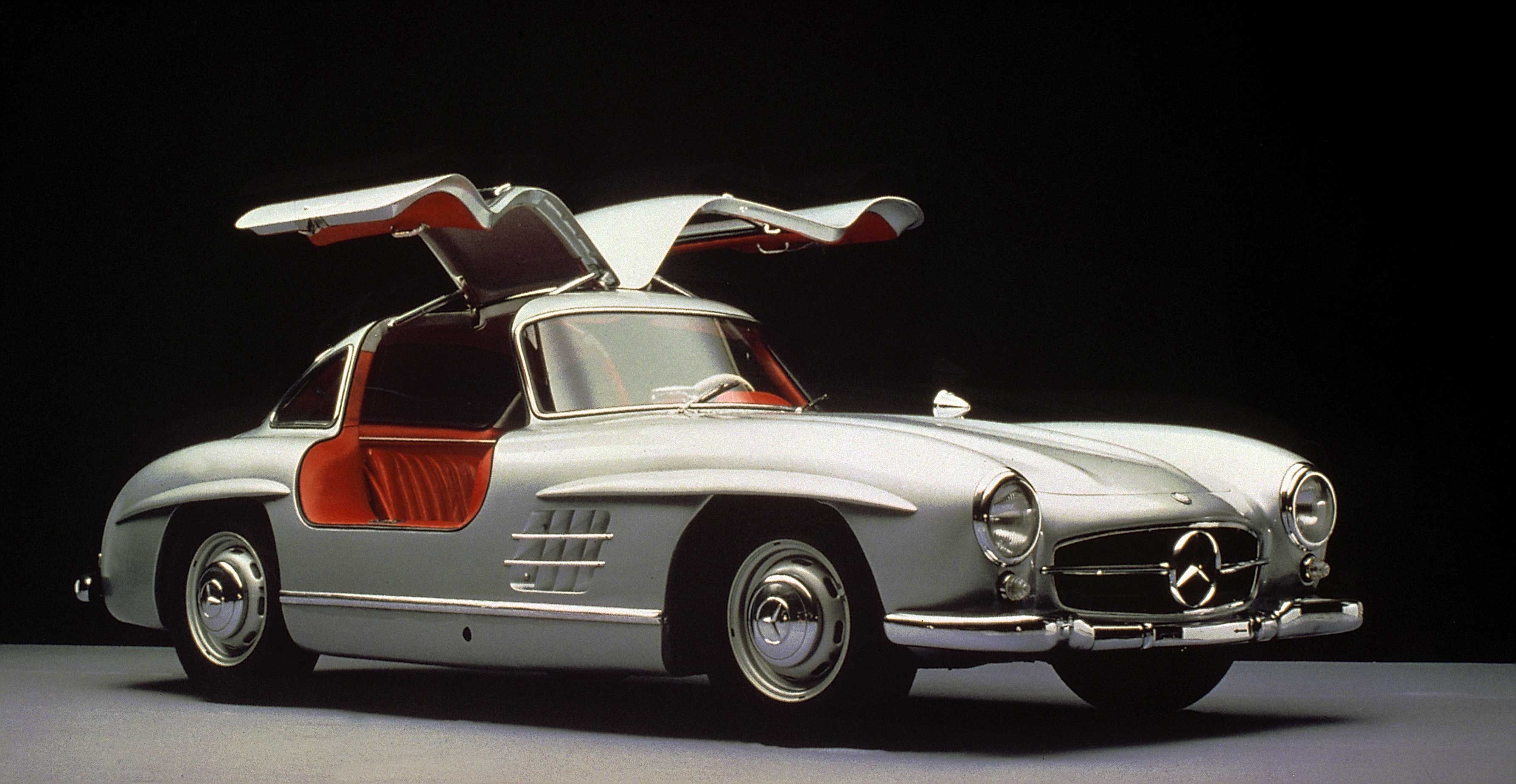 The Evolution of Cars: From Horseless Carriages to Autonomous Vehicles