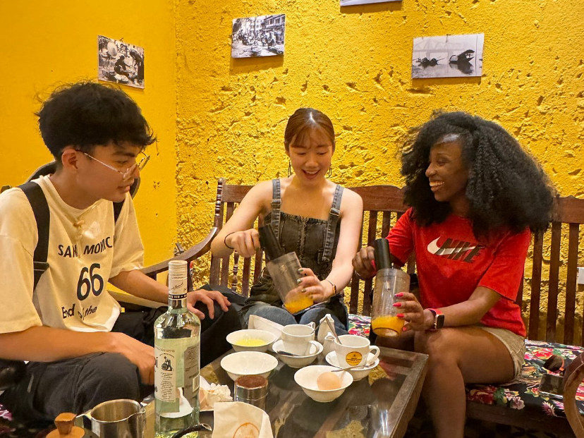 Hanoi Old Quarter: History and Local Food Tour