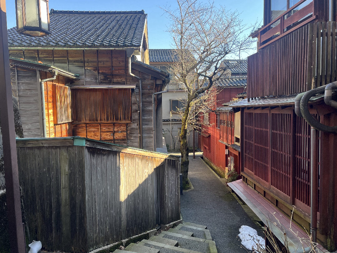 Kanazawa Heritage Highlights – Full-Day Tour with a Local Guide