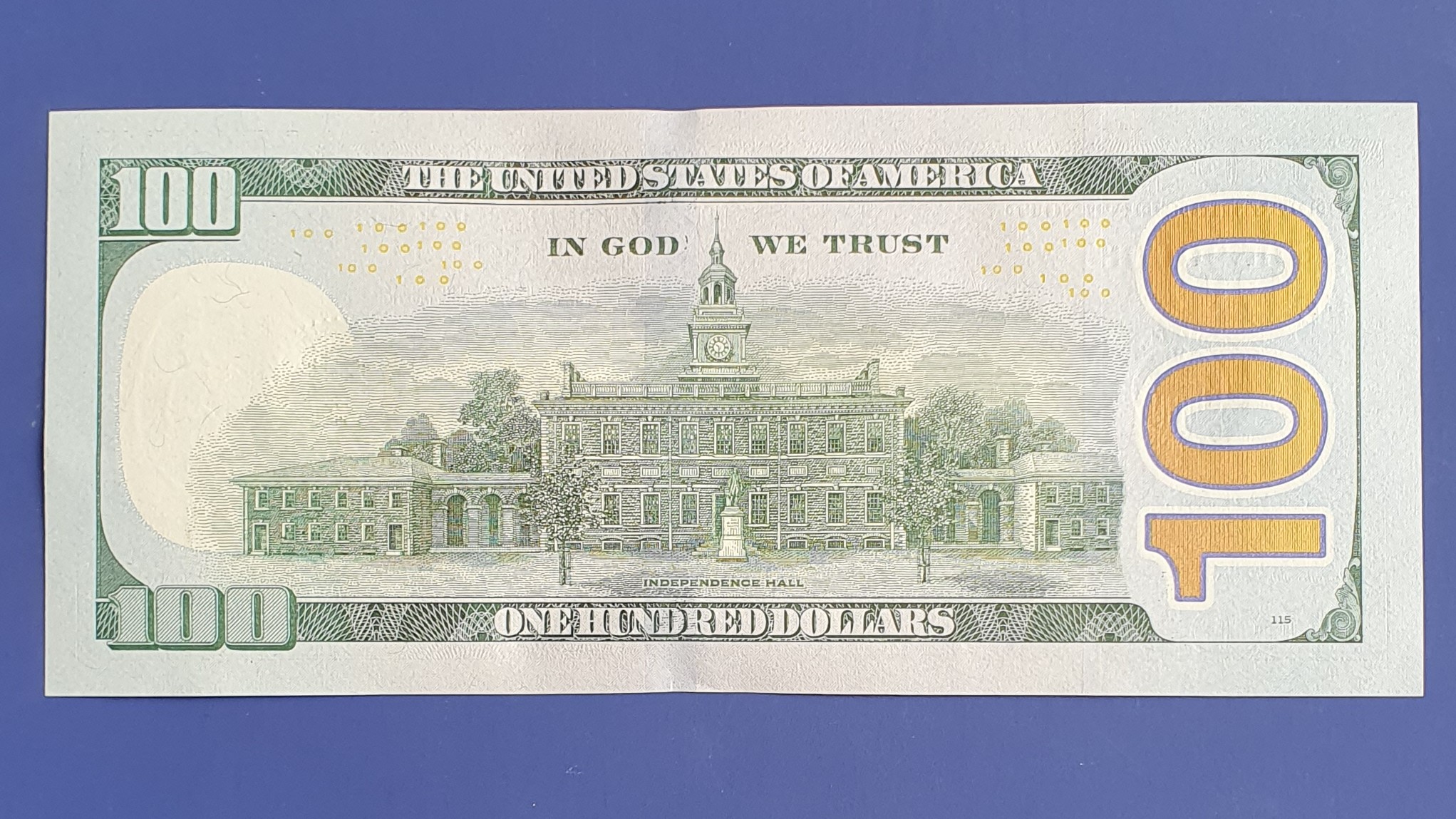 100 Dollar back