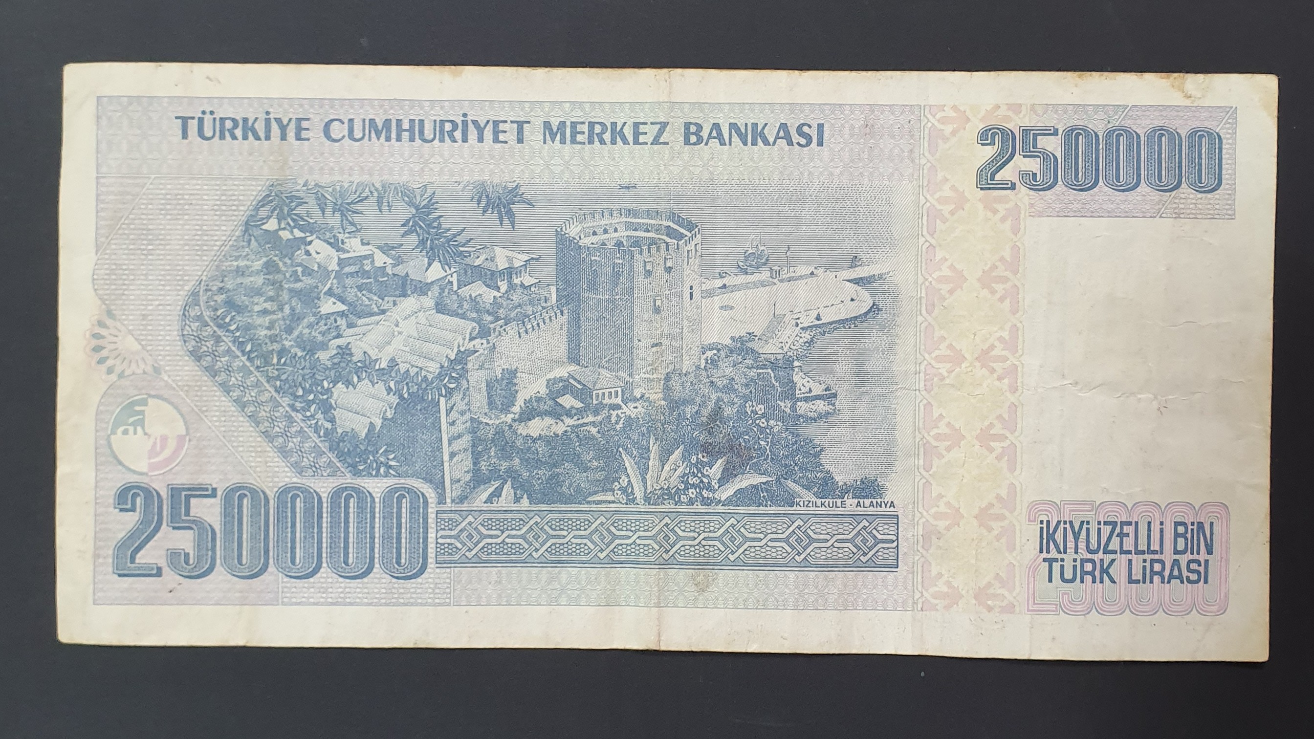 250000 Lira back