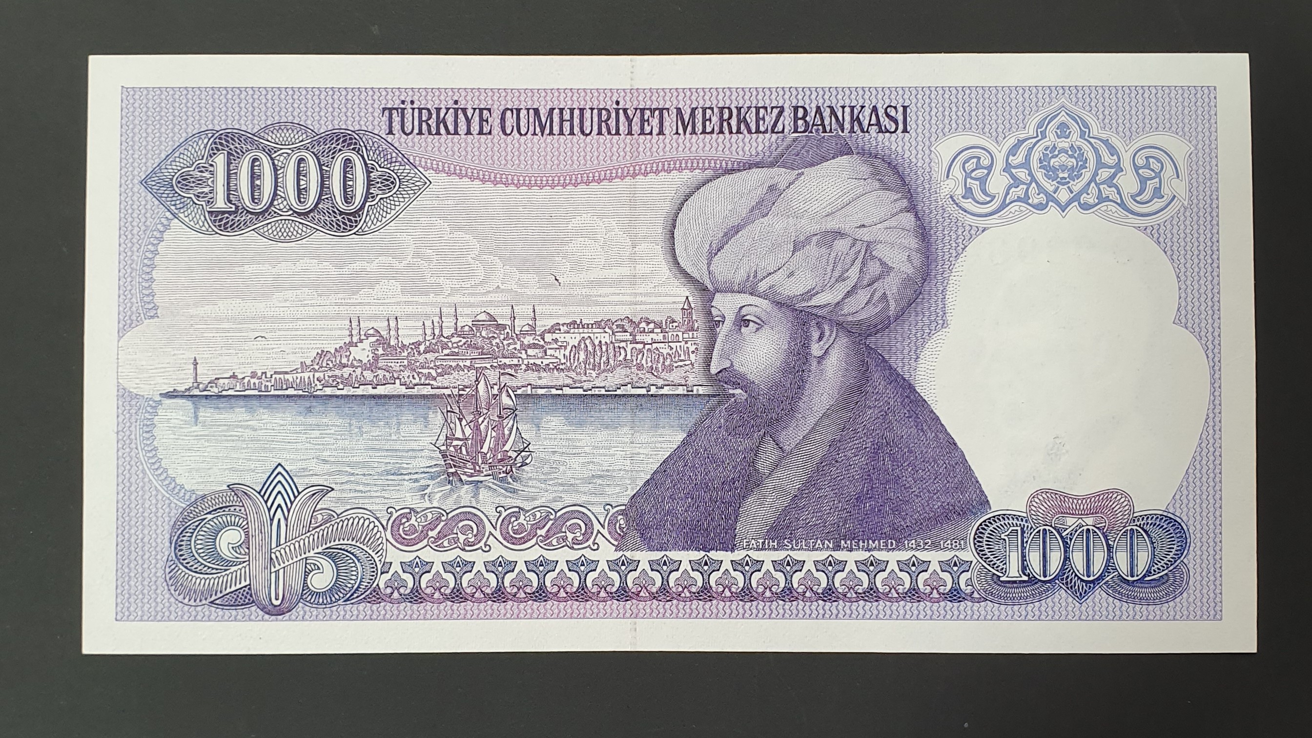 1000 Lira back