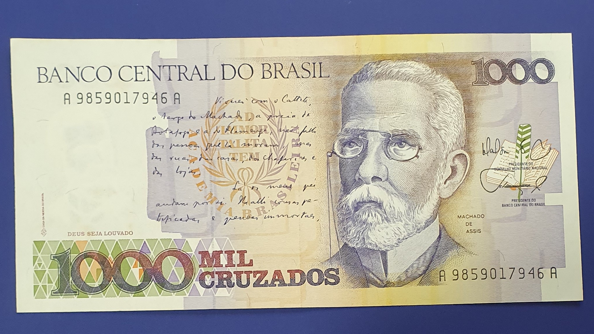 1000 Cruzado front