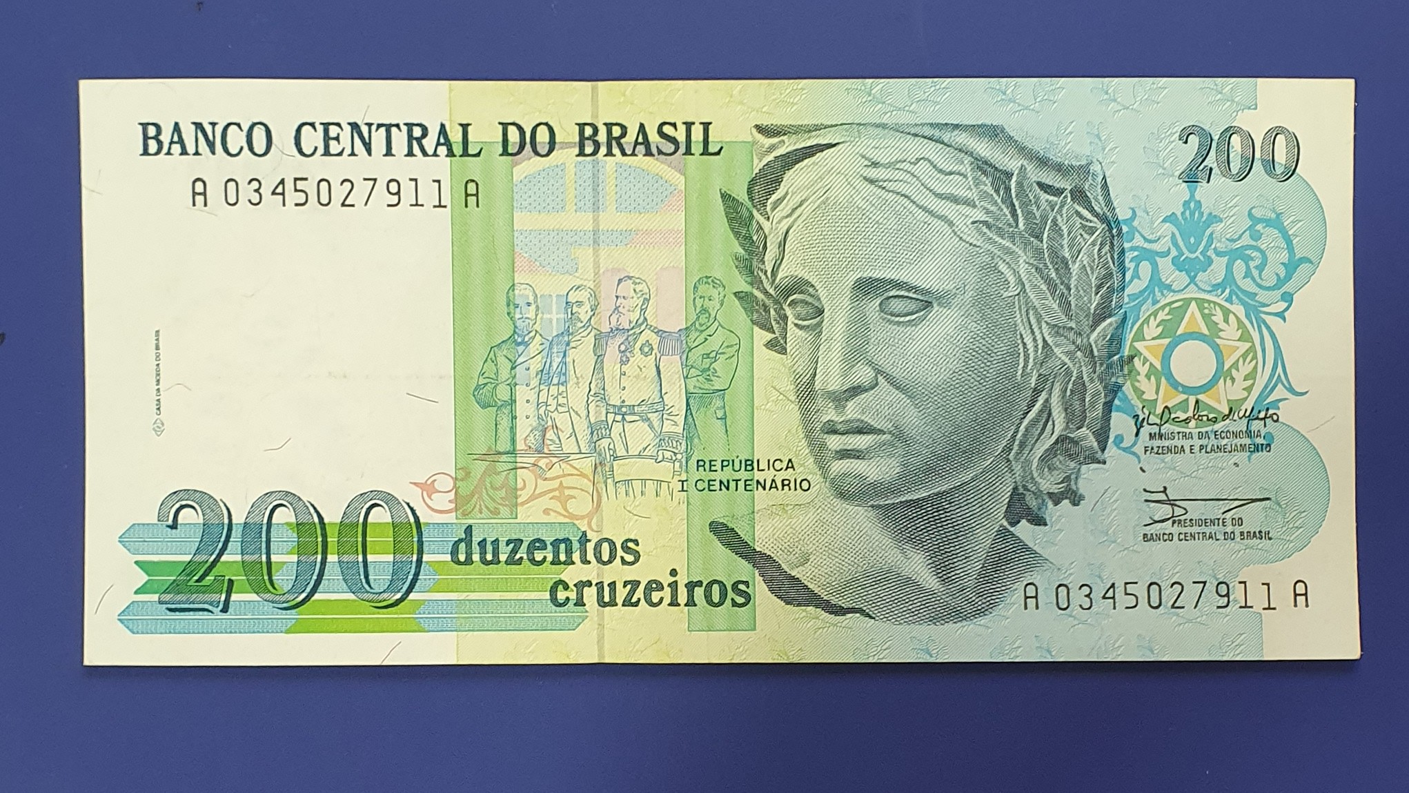 Brazil 200 Cruzeiro banknote 1990 - CurrencyHub
