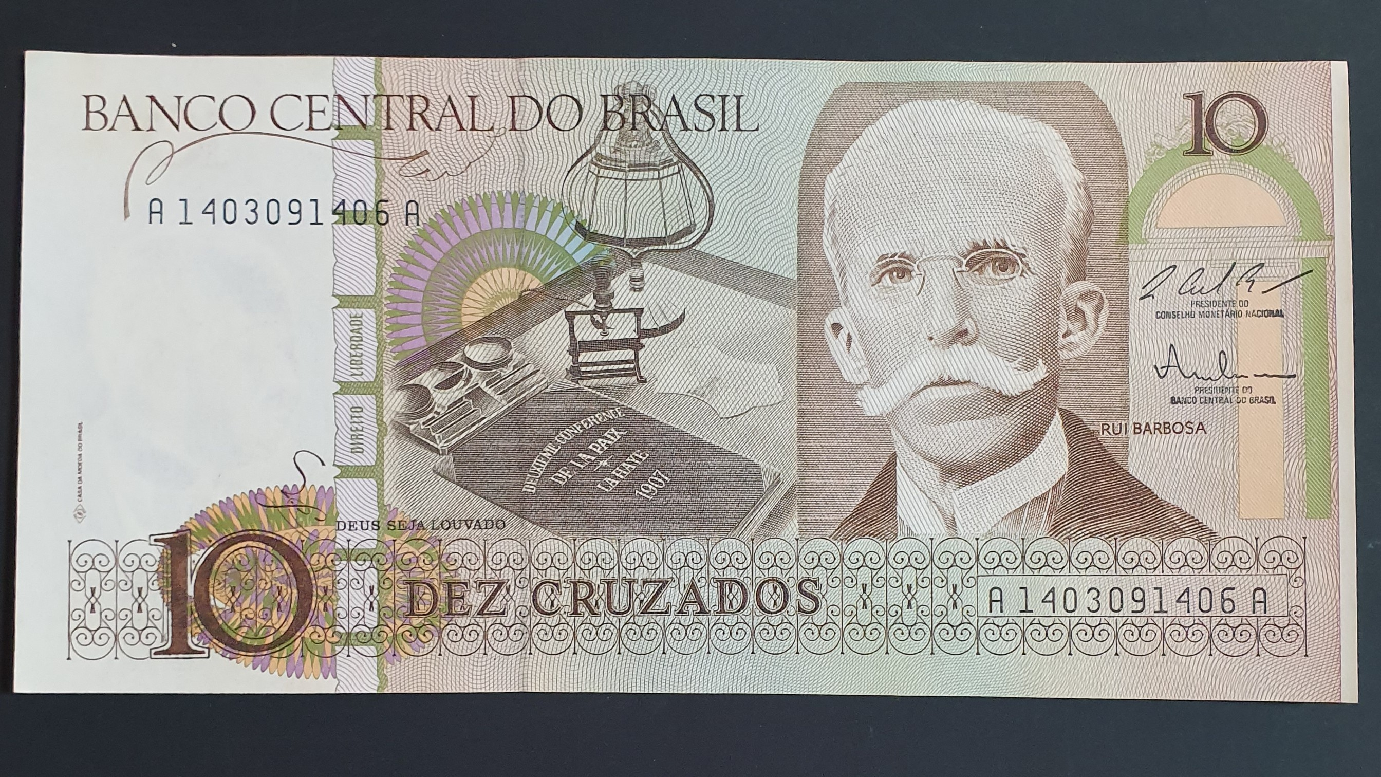 10 Cruzado front