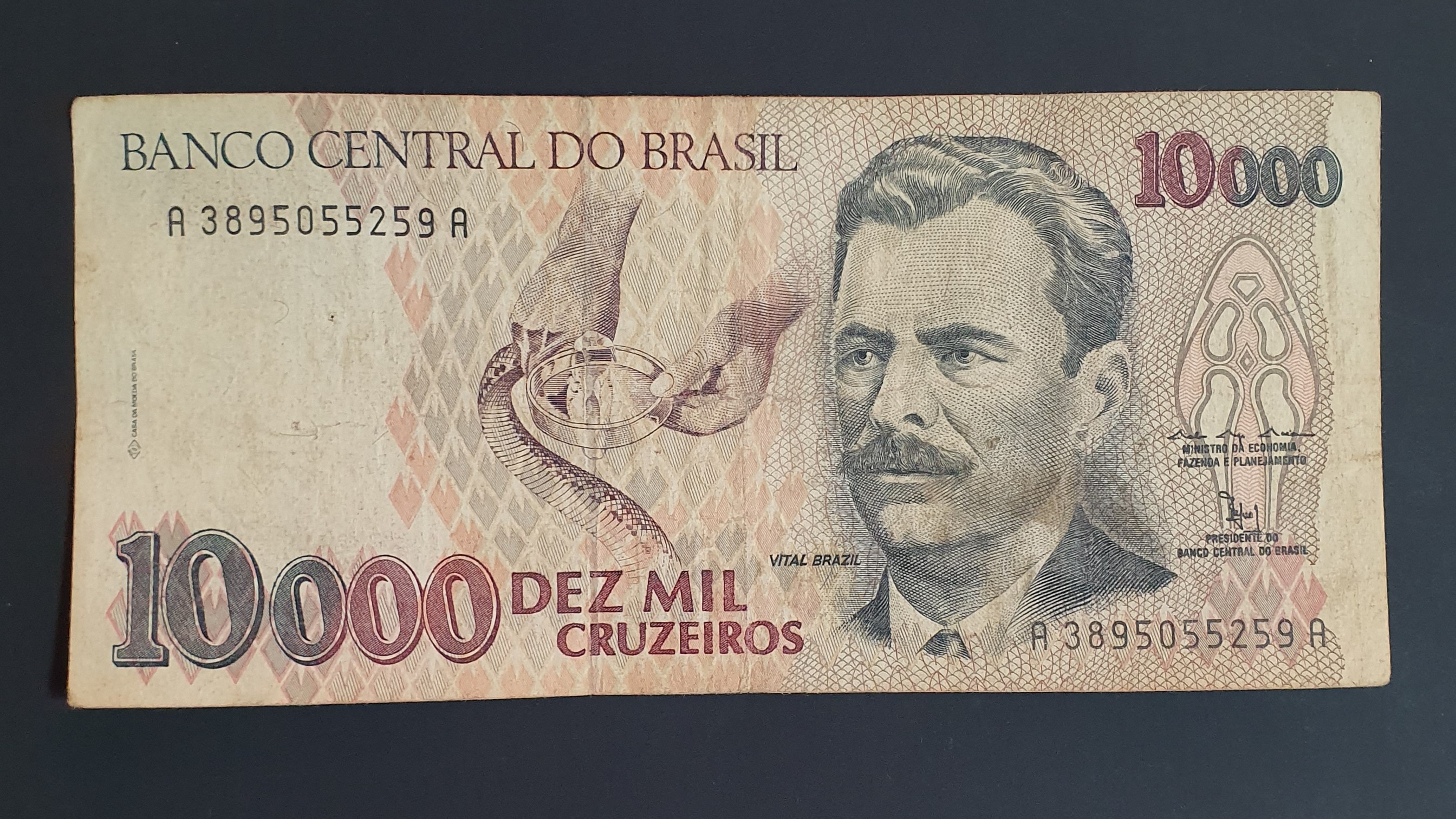 Brazil 10000 Cruzeiro banknote 1992 - CurrencyHub