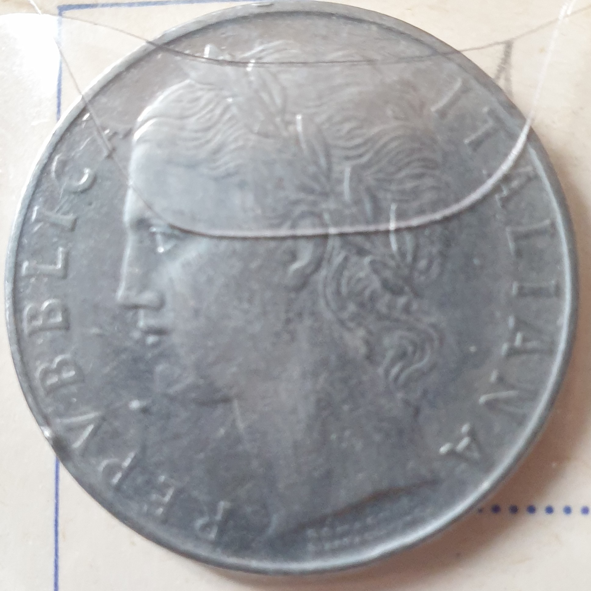 100 Lira back