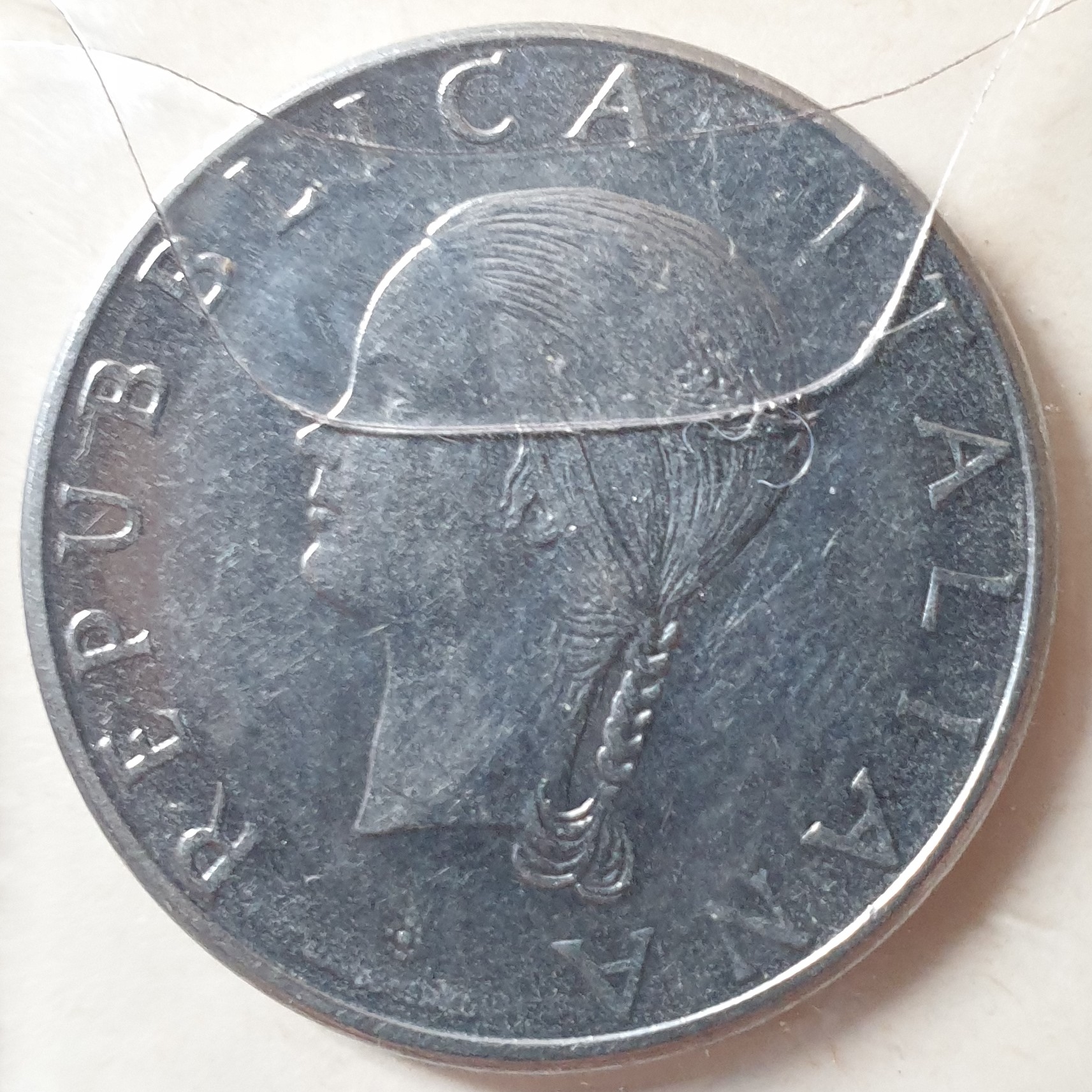 100 Lira back
