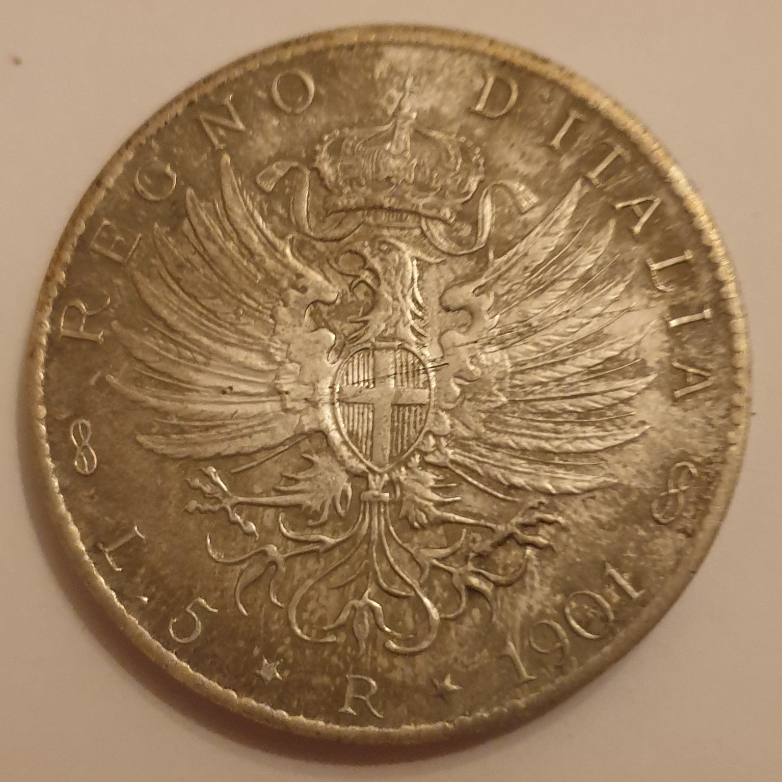 5 Lira front