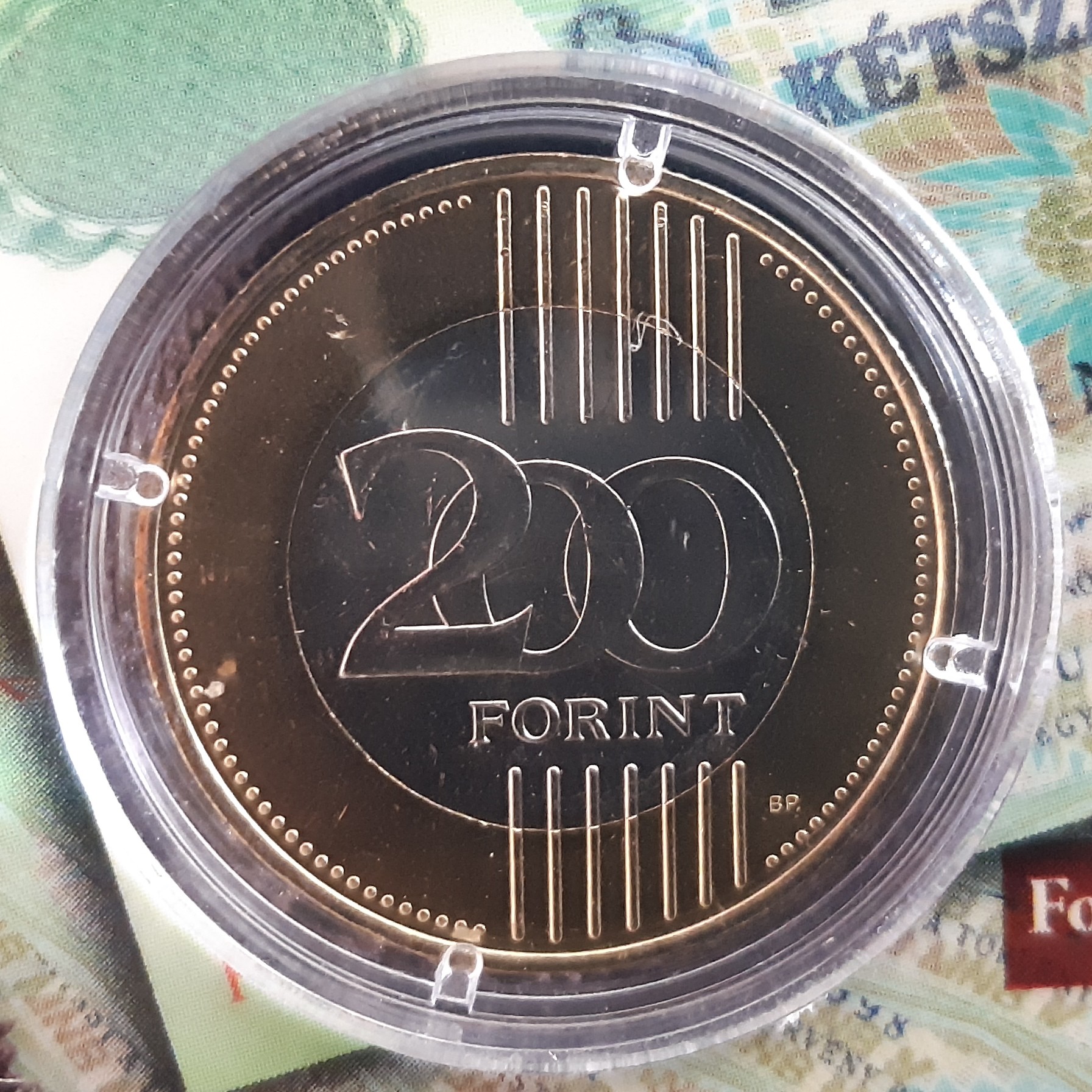 200 Forint back