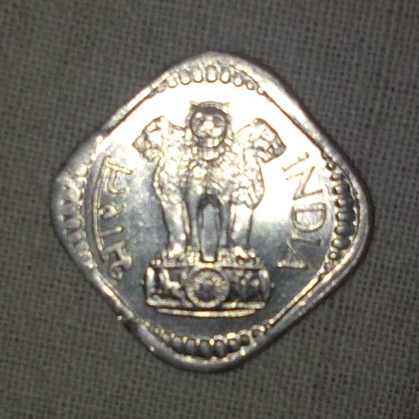 5 Paisa front