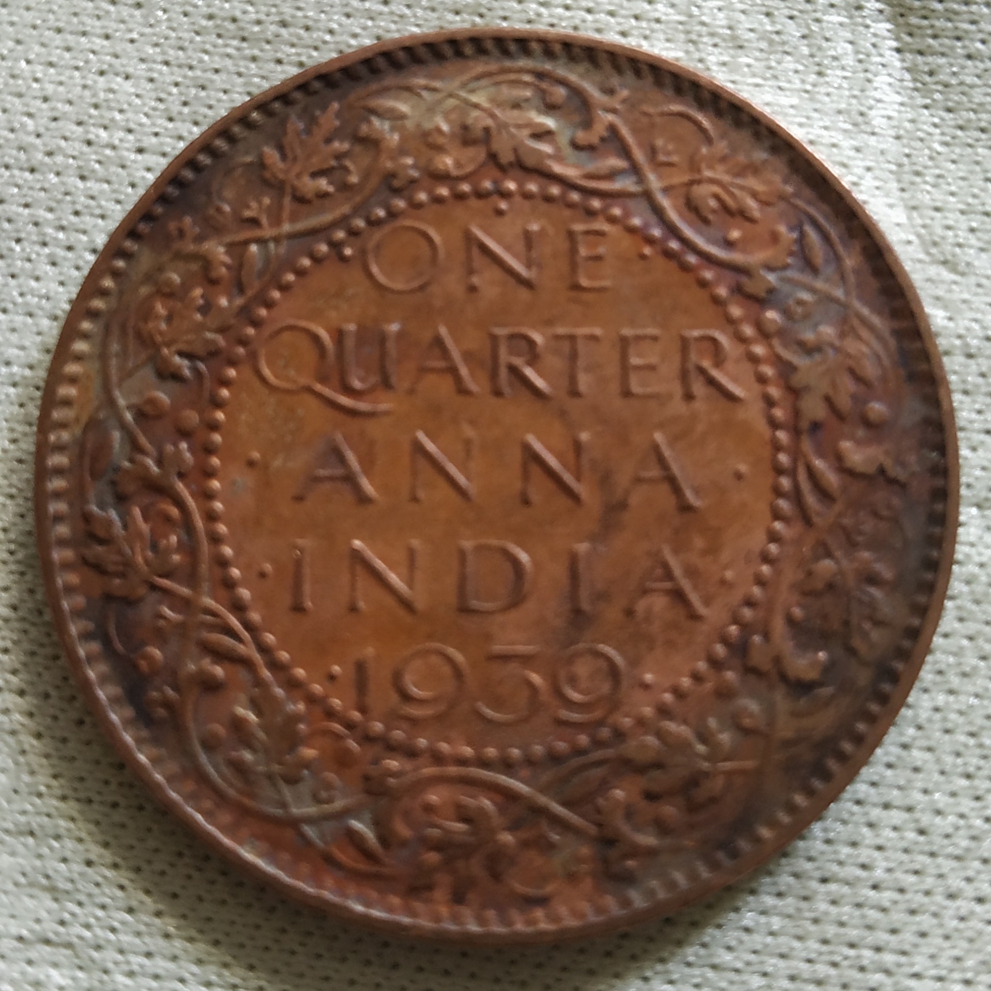 1/4 Anna back