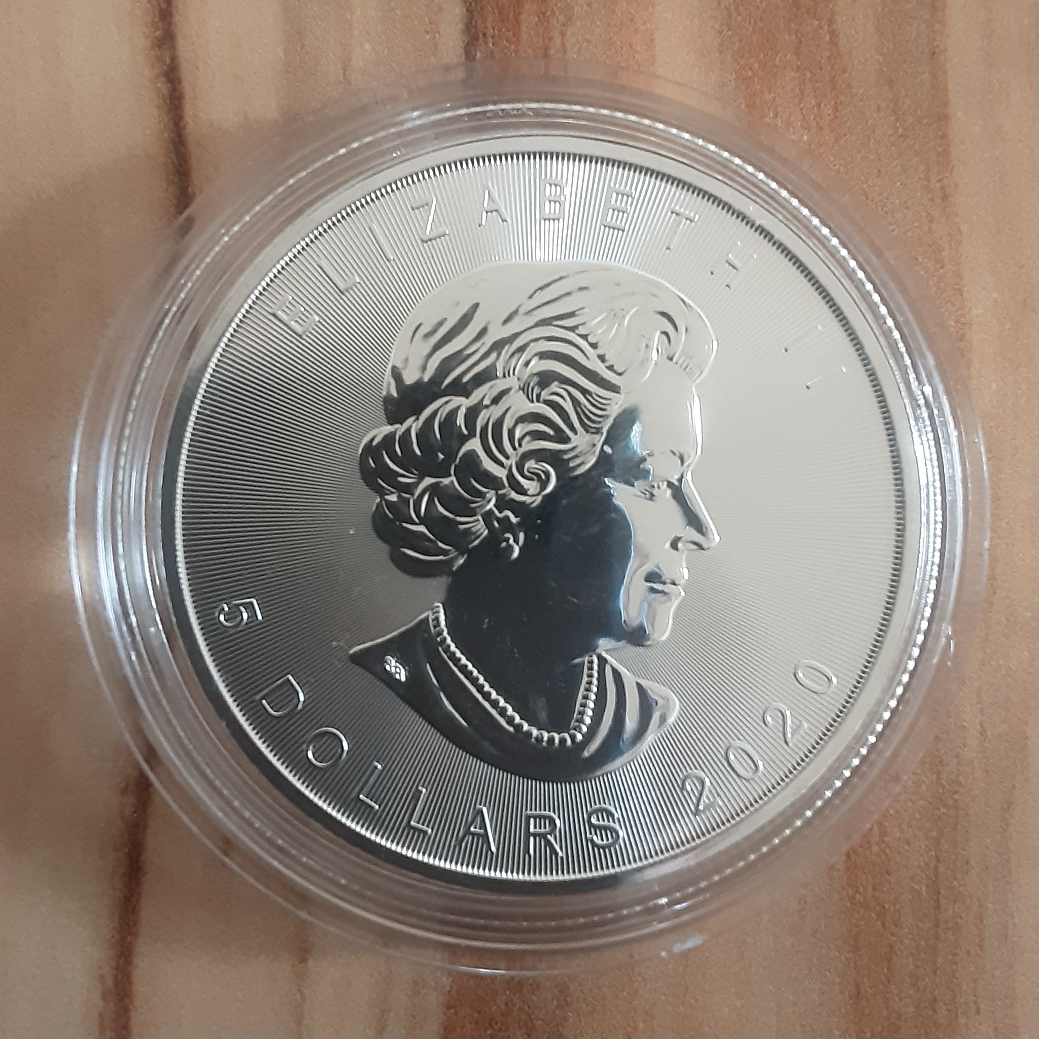 5 Dollar front