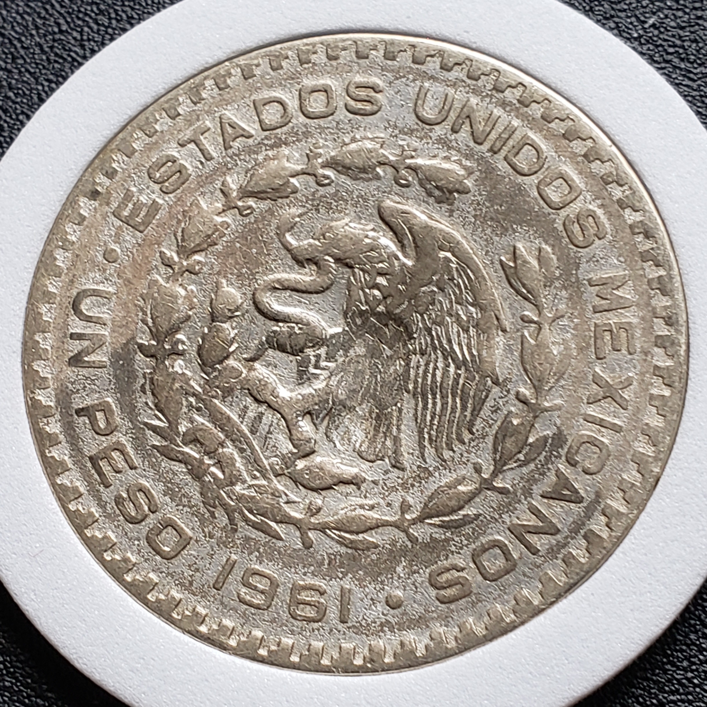 1 Peso front