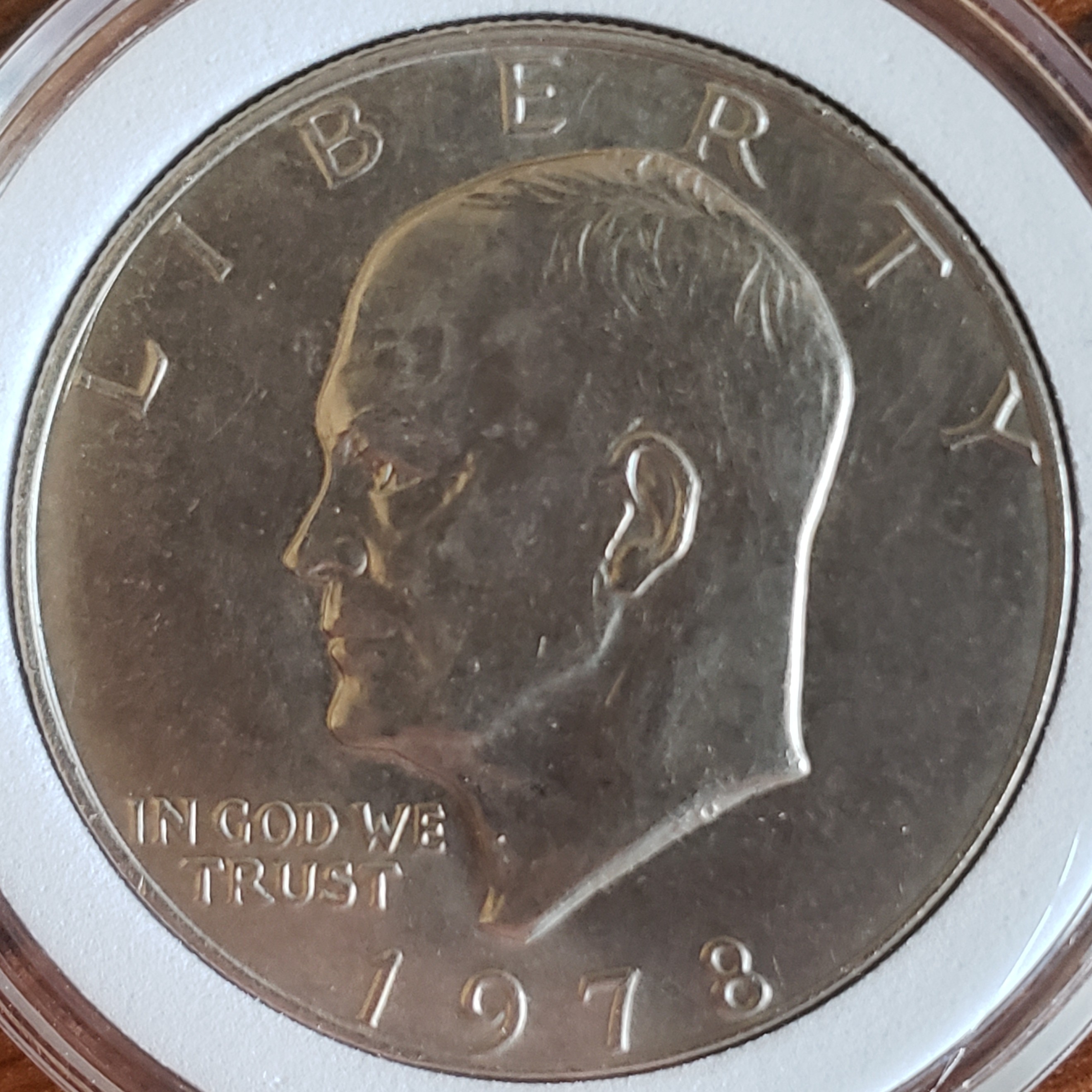 1 Dollar back