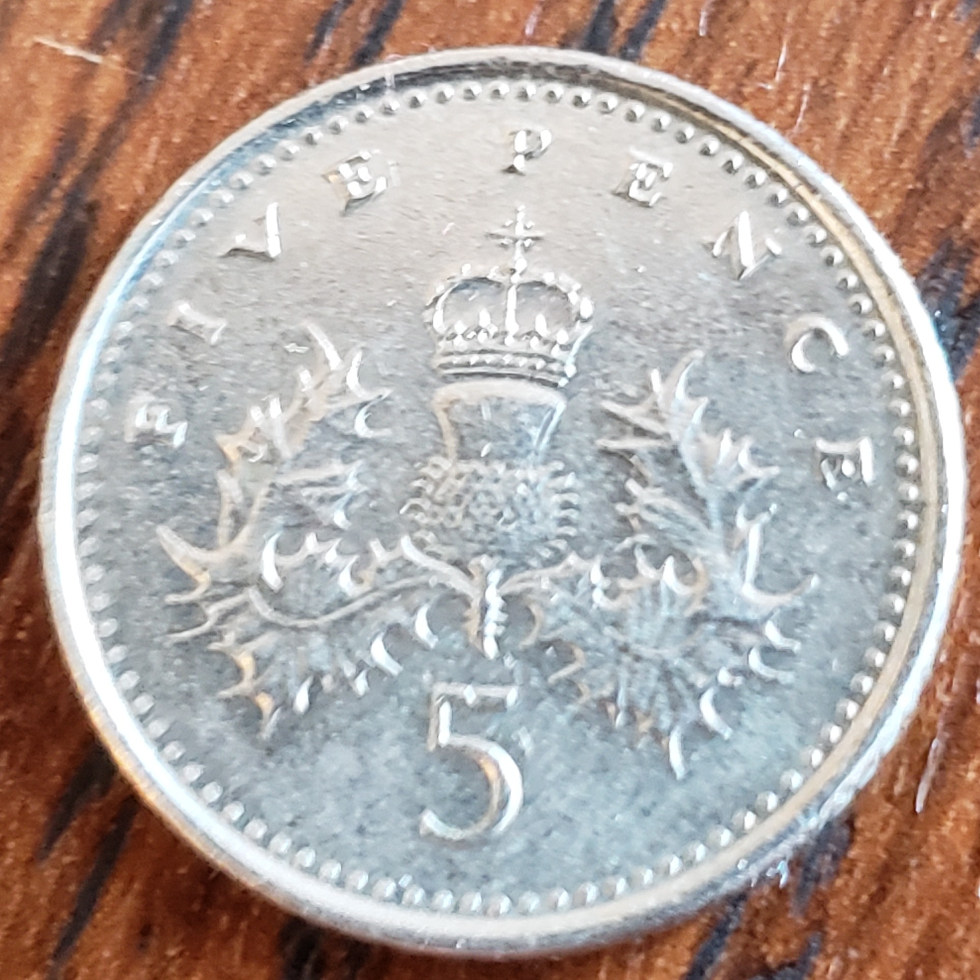 5 Pence front
