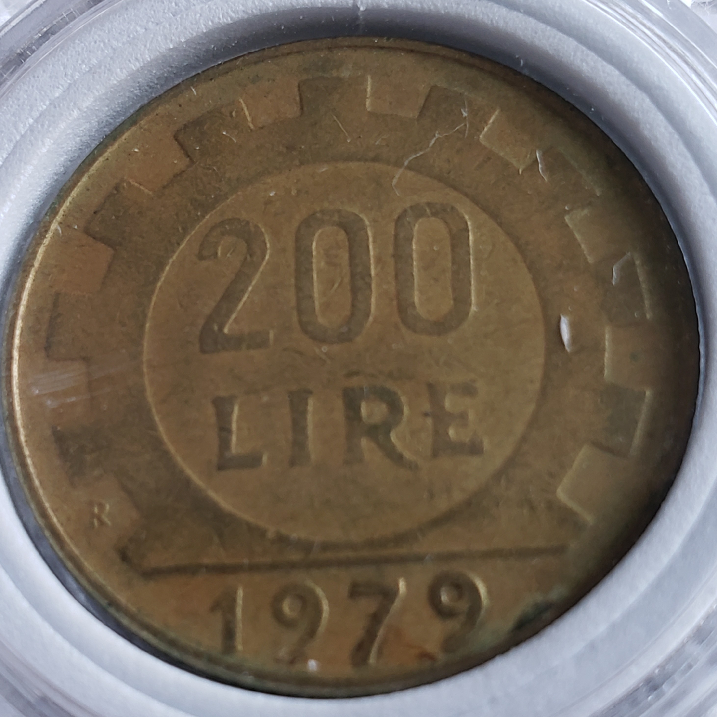 200 Lira front