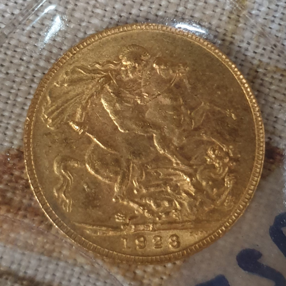 1 Pound front