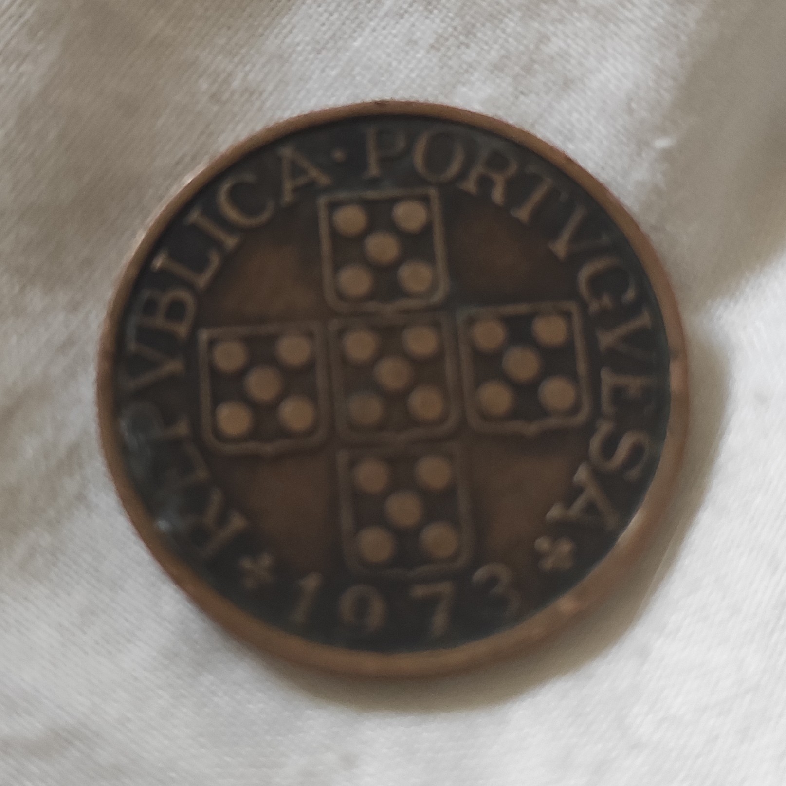 1 Escudo front